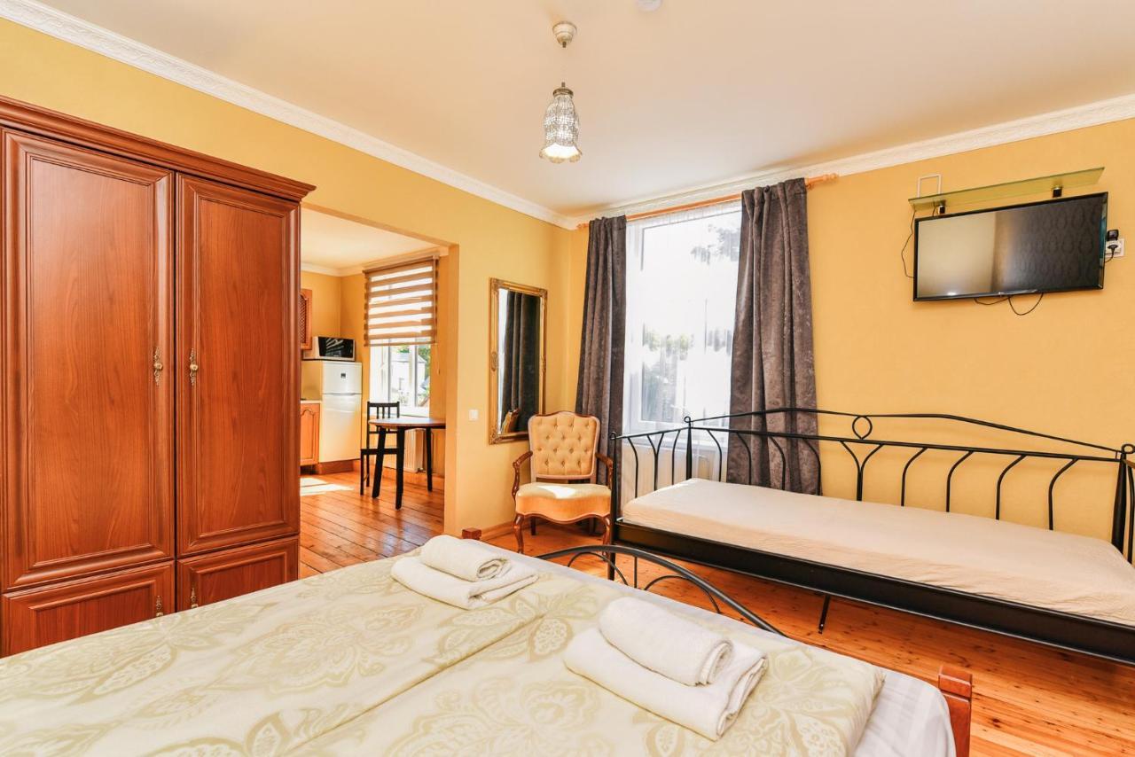 Villa Victoria Вентспилс Экстерьер фото